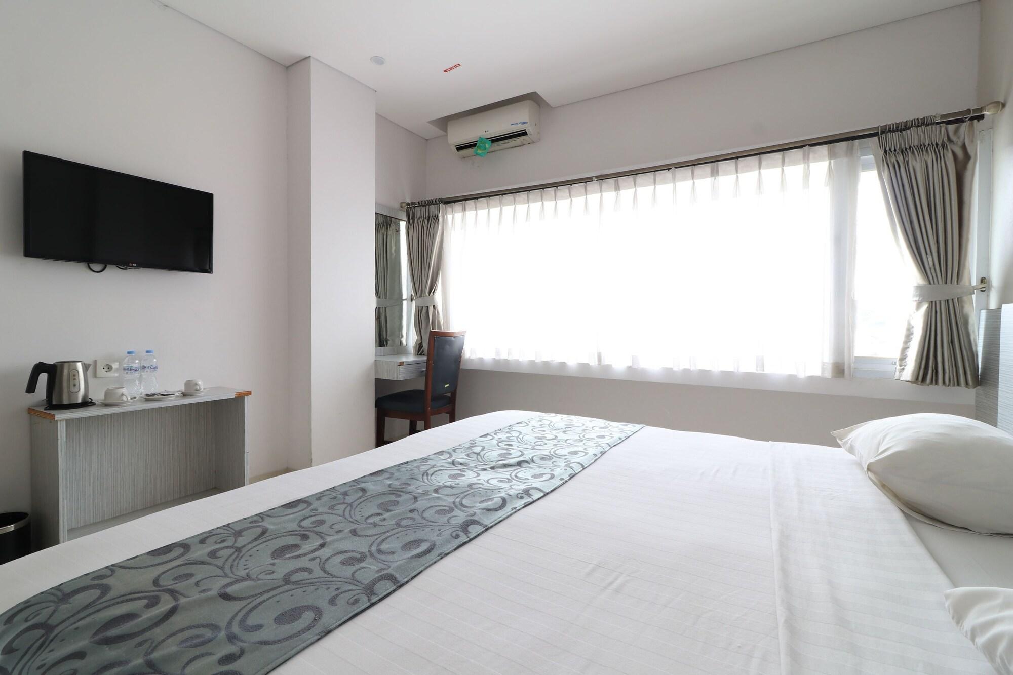 Kembang Hotel Cihampelas Bandung Exterior photo
