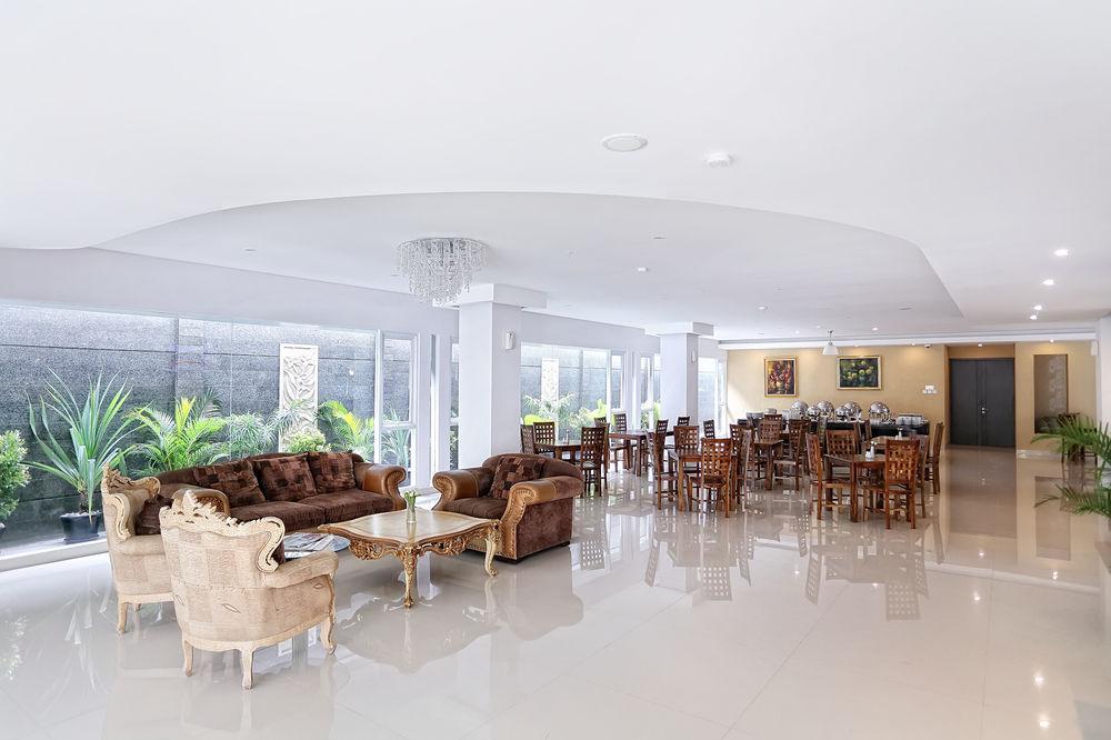 Kembang Hotel Cihampelas Bandung Exterior photo